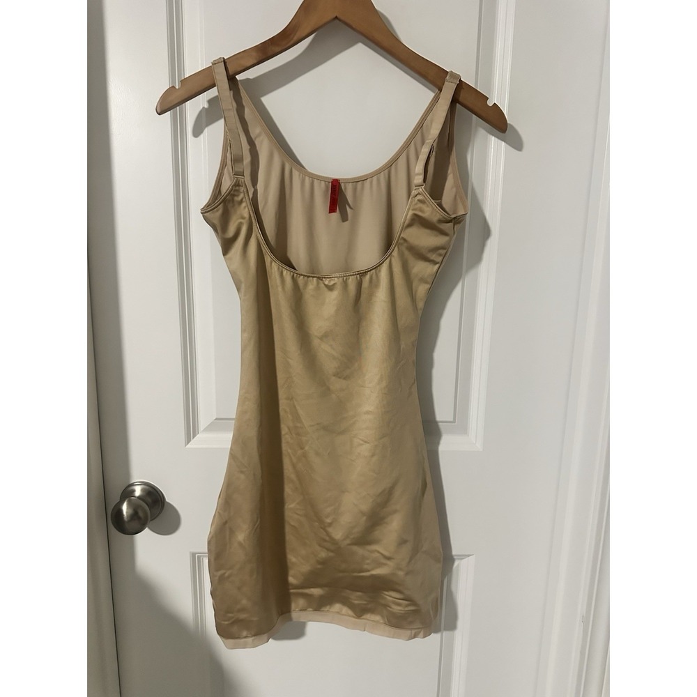 Spanx Shapewear Open Chest Beige Large